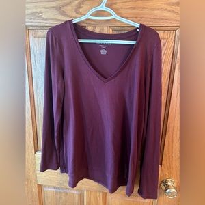 American Eagle soft and sexy t